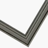 מסגרת עץ כהה